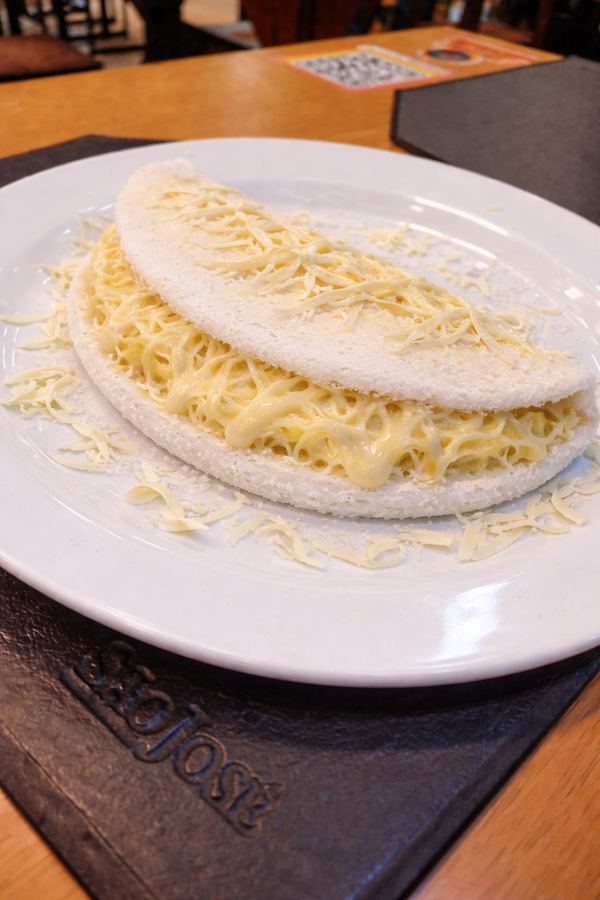 Tapioca de Queijo.
