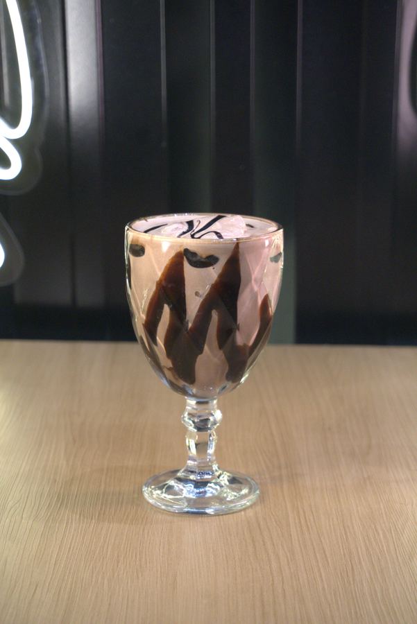 Milkshake de ninho trufado (400ml).